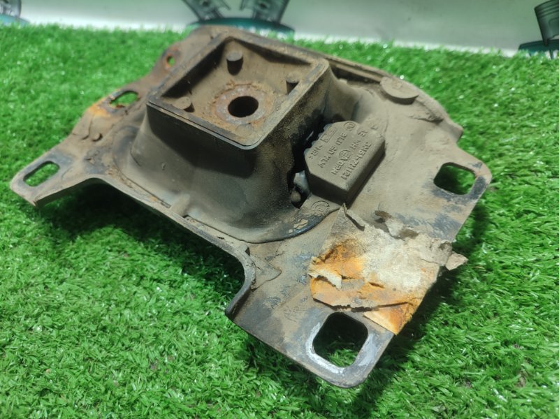 Подушка АКПП Ford FOCUS 2
