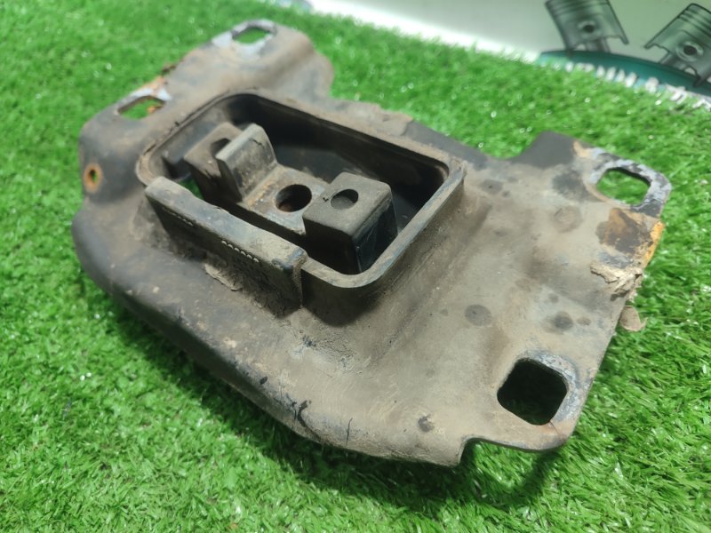 Подушка АКПП Ford FOCUS 2