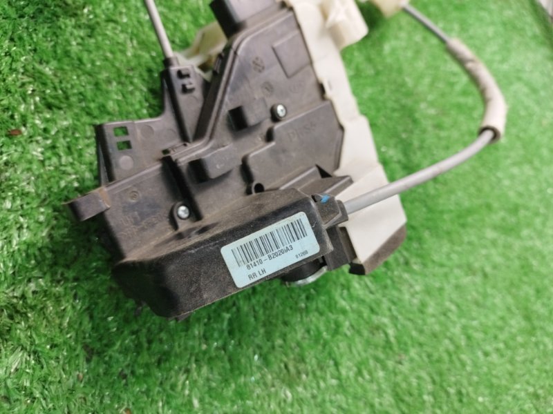 Замок боковой двери Kia Soul