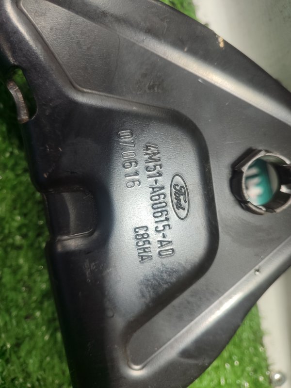 КРОНШТЕЙН Ford FOCUS 2