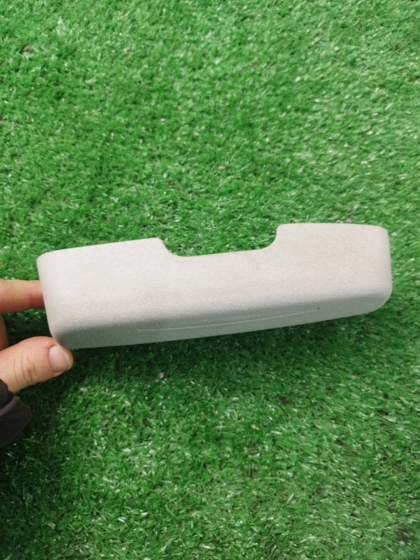 Бардачок под очки лада Веста 2018