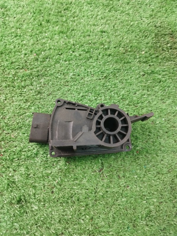 Датчик педали газа Лада Гранта 2012 седан