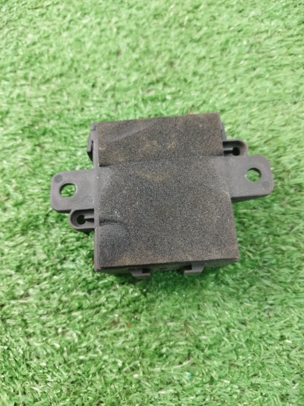 Блок управления парктроником Лада 2123