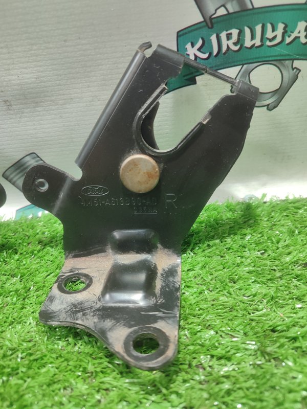 Крепление сиденья Ford FOCUS 2