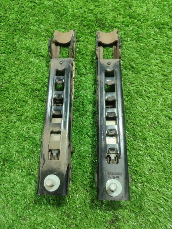 Механизм регулировки ремня безопасности Ford FOCUS 2