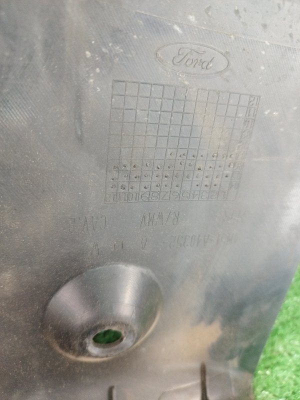 Накладка замка багажника Ford FOCUS 2