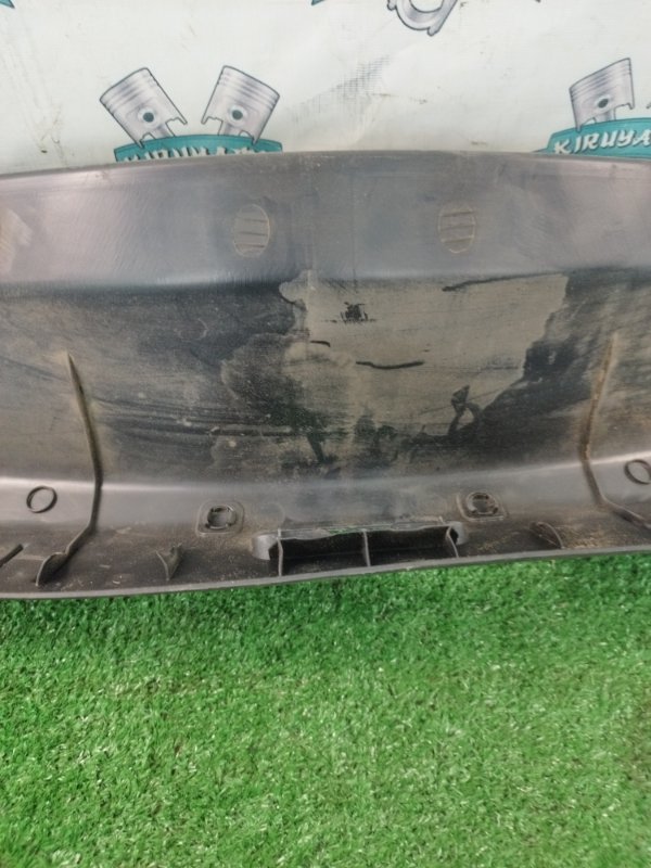 Накладка замка багажника Ford FOCUS 2