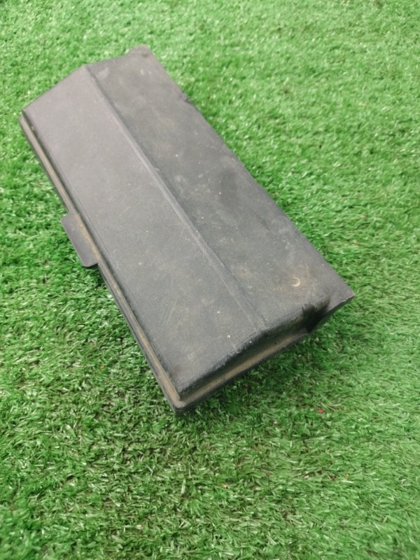 Крышка блока предохранителей лада 21053 2105