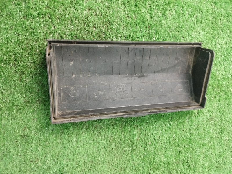 Крышка блока предохранителей лада 21053 2105