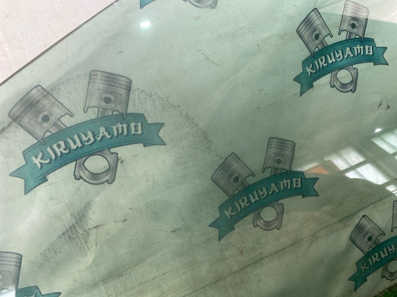 Стекло двери лада Веста 2018