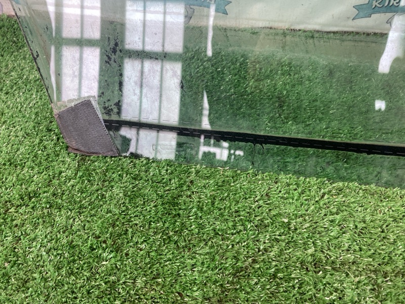 Стекло двери лада Веста 2018