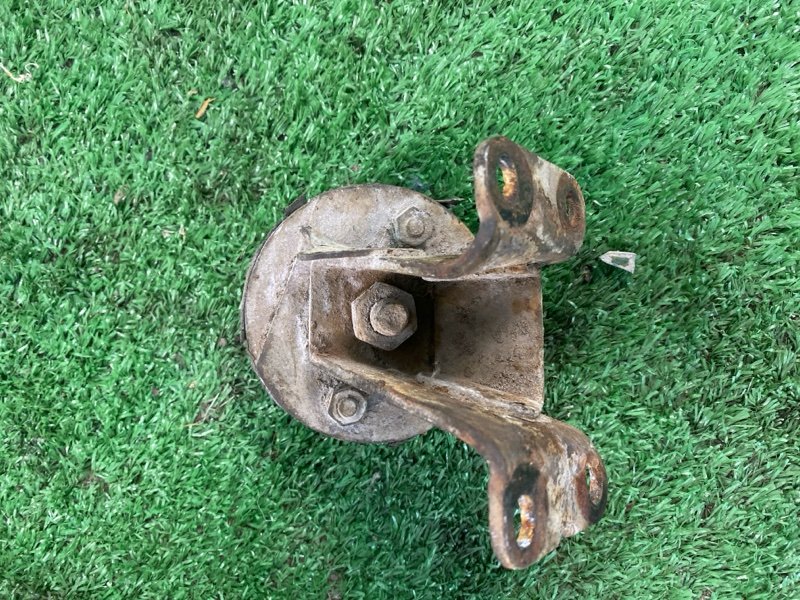 Кронштейн двигателя лада 21053 2105