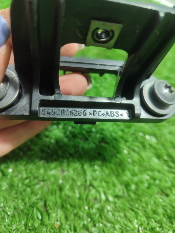 КРОНШТЕЙН лада Веста 2018