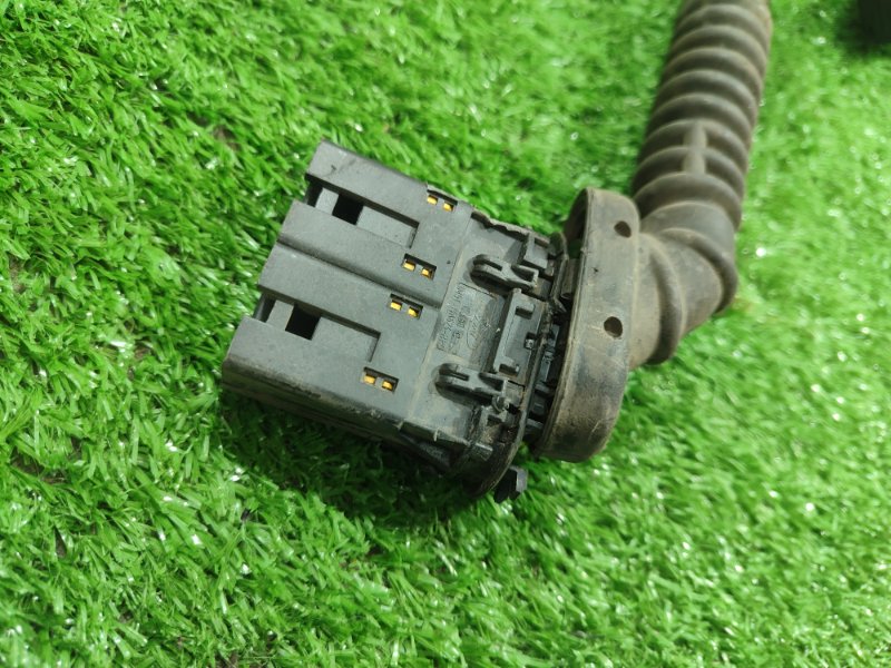 Проводка двери Ford FOCUS 2