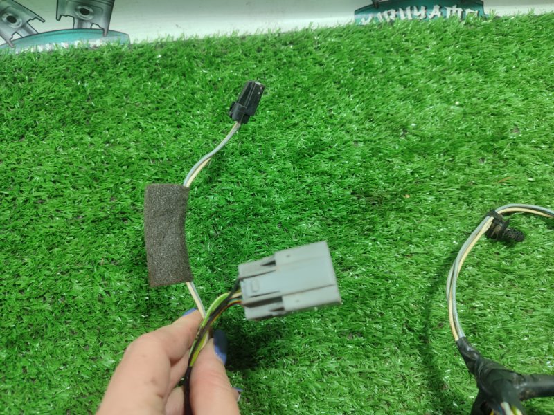 Проводка двери Ford FOCUS 2