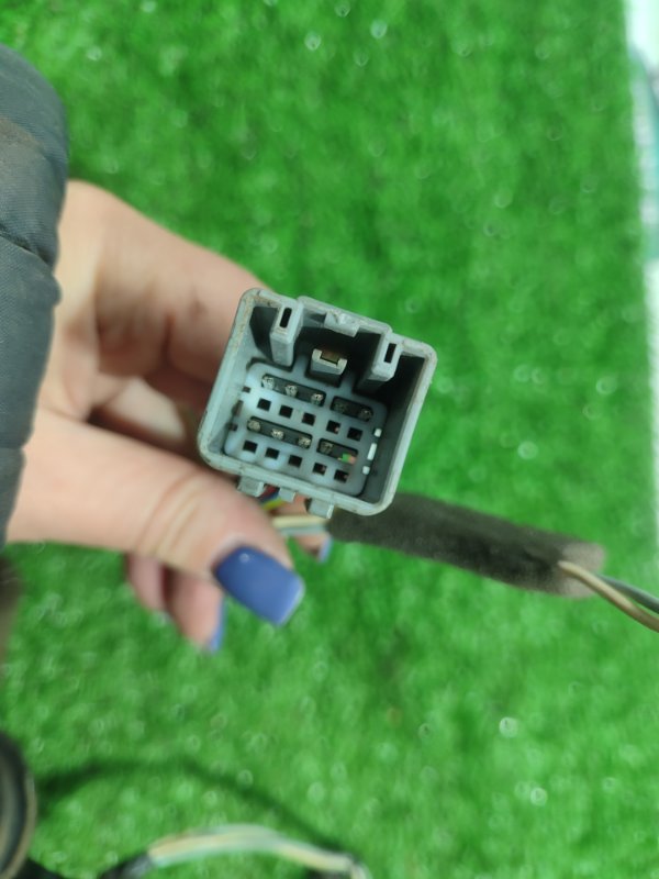 Проводка двери Ford FOCUS 2