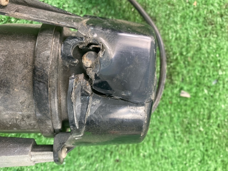 Фонарь противотуманный Лада Гранта 2012 седан