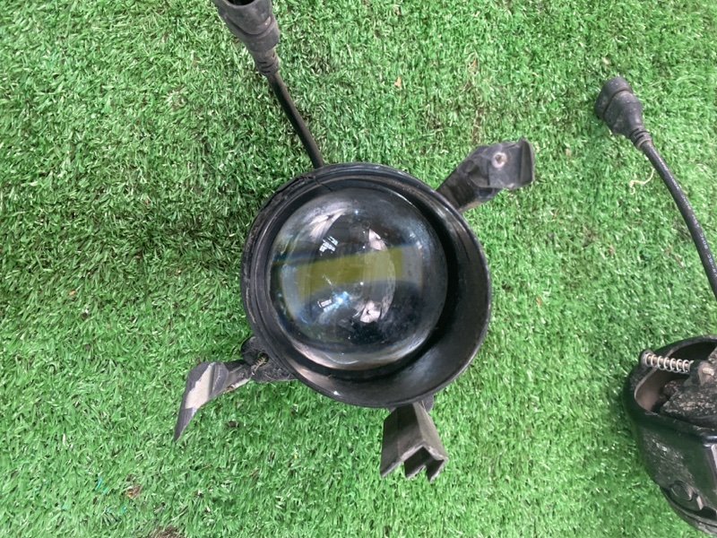 Фонарь противотуманный Лада Гранта 2012 седан