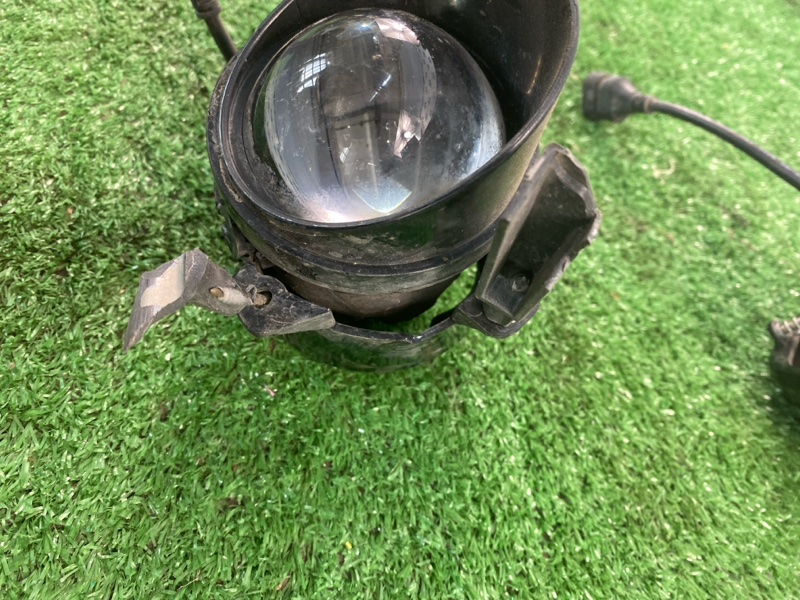 Фонарь противотуманный Лада Гранта 2012 седан