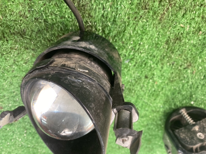 Фонарь противотуманный Лада Гранта 2012 седан