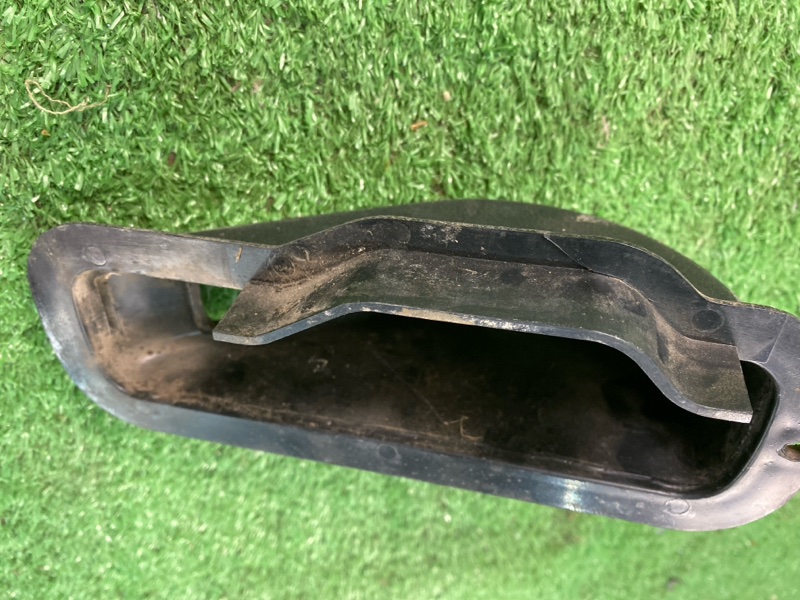 Кожух рычага стояночного тормоза лада 21070 2107