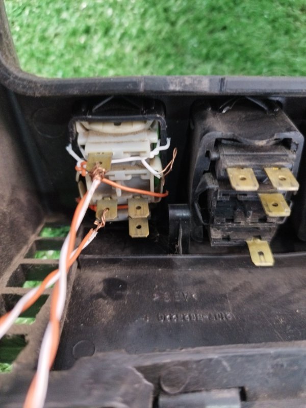 Консоль центральная лада 21070 2107