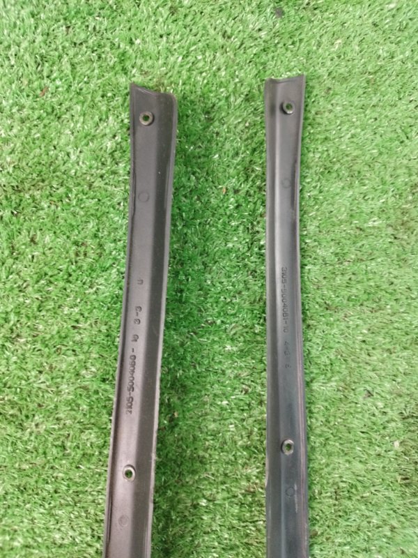 Накладка стойки лобового стекла лада 21053 2105