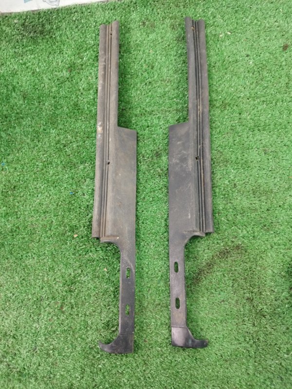 Накладка на порог салона лада 21070 2107