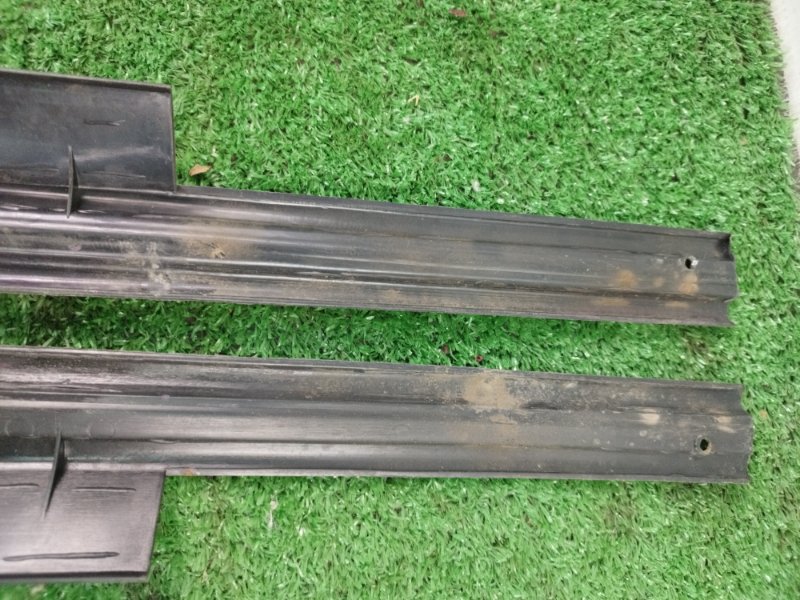 Накладка на порог салона лада 21070 2107