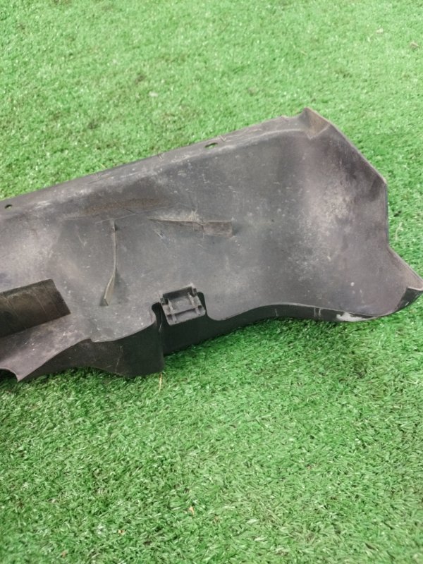 Дефлектор радиатора Ford FOCUS 2