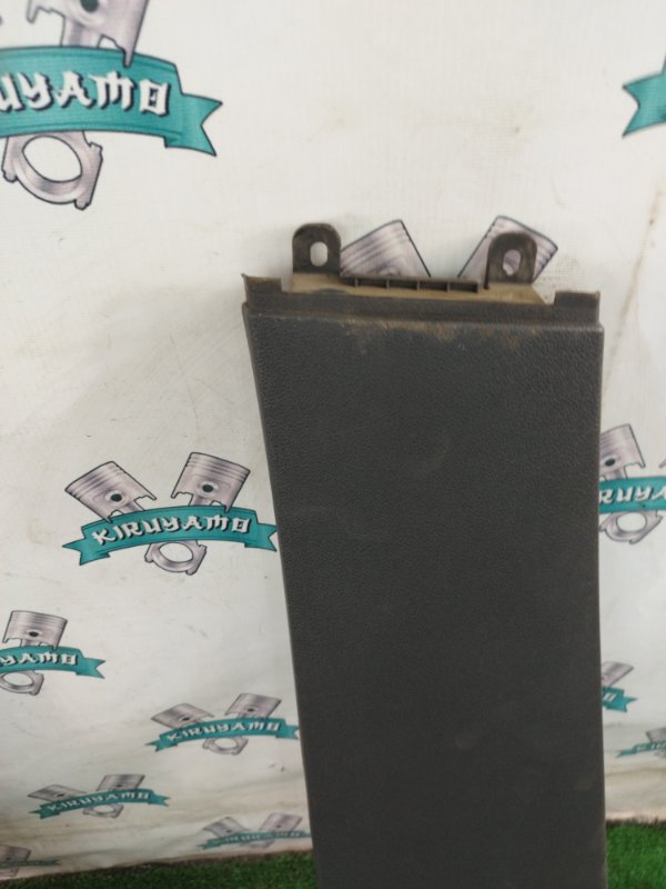 Накладка на стойку кузова Ford FOCUS 2