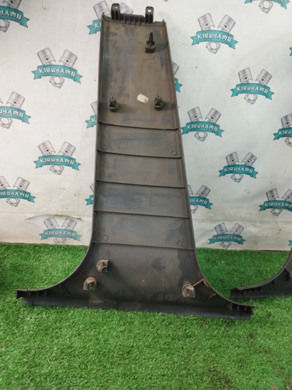 Накладка на стойку кузова Ford FOCUS 2