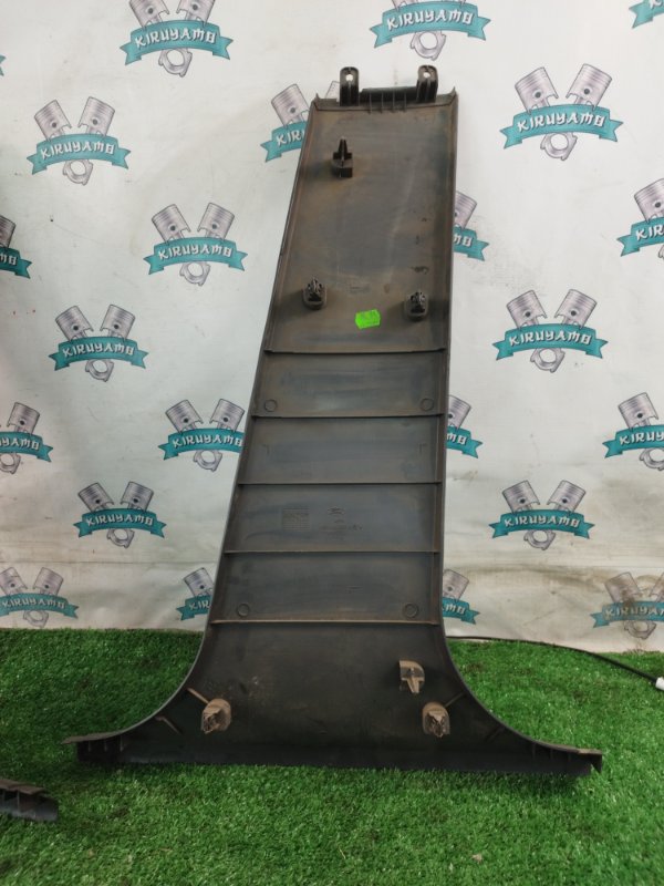 Накладка на стойку кузова Ford FOCUS 2