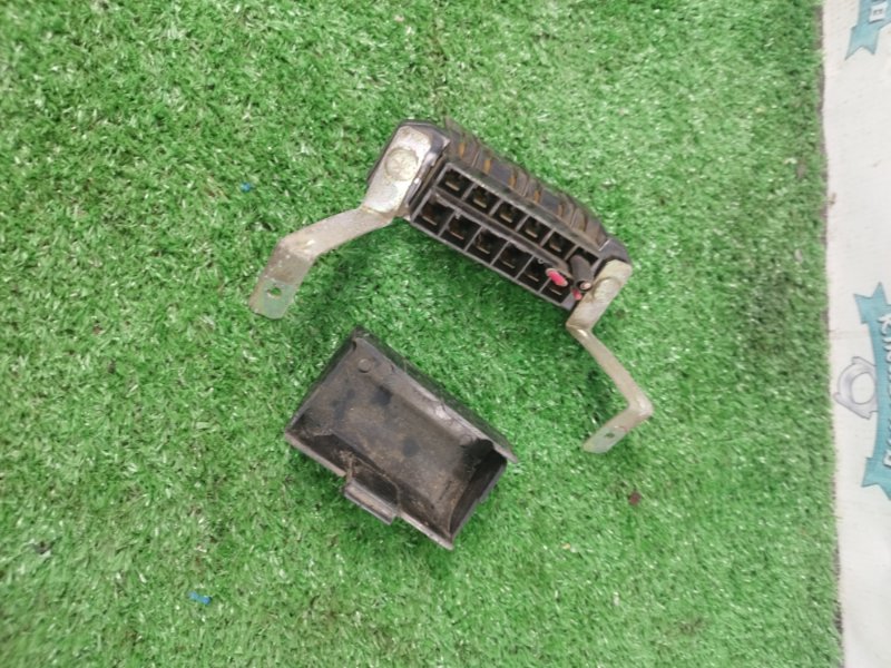 Блок предохранителей Лада 2106 2106