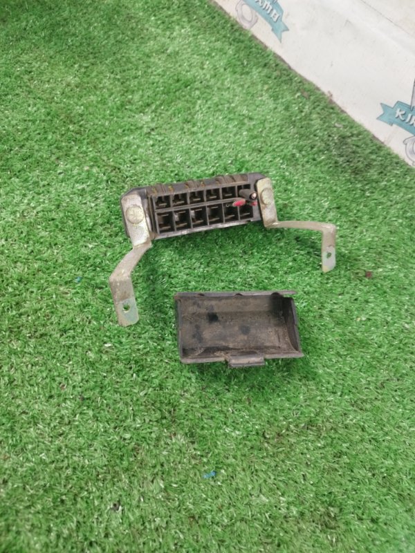 Блок предохранителей Лада 2106 2106