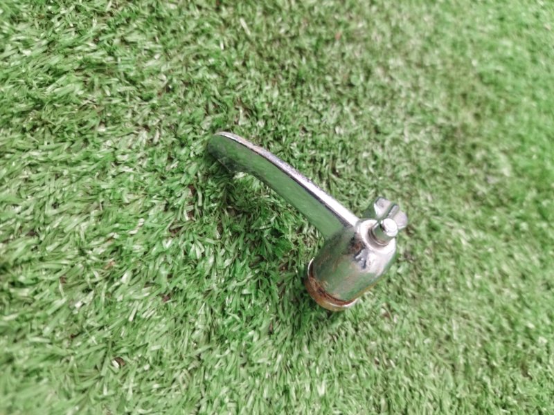 Замок форточки Лада 2106 2106