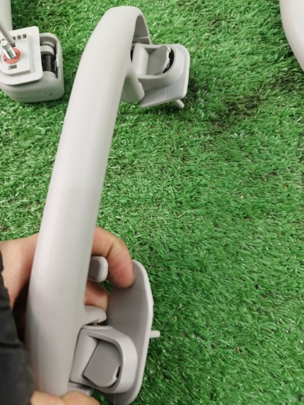 Ручка потолка лада Веста 2018