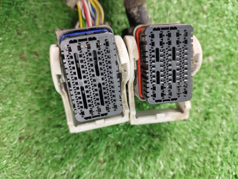 Фишки на эбу/ мозги лада Веста 2018