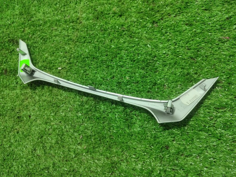 Накладка на торпедо лада Веста 2018