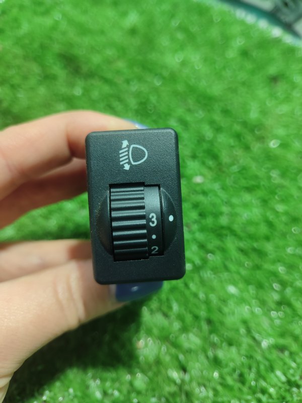 Корректор фар лада Веста 2018