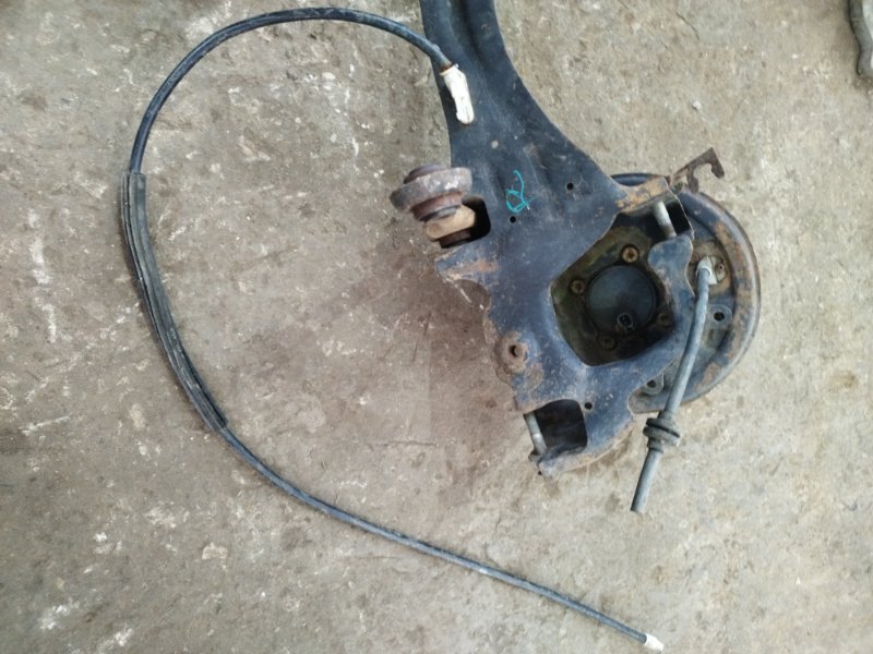 Кулак поворотный Mazda Mazda3 BK