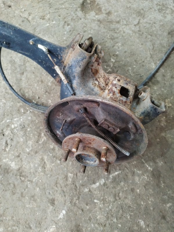 Кулак поворотный Mazda Mazda3 BK