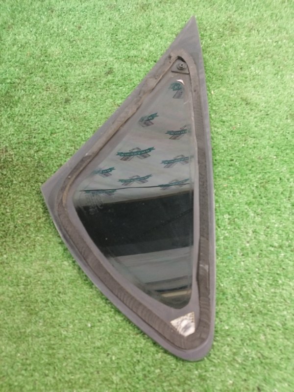 Стекло заднее Ford FOCUS 2