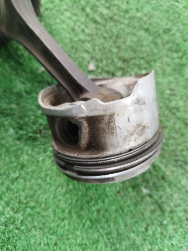 Поршень Volkswagen Golf 2