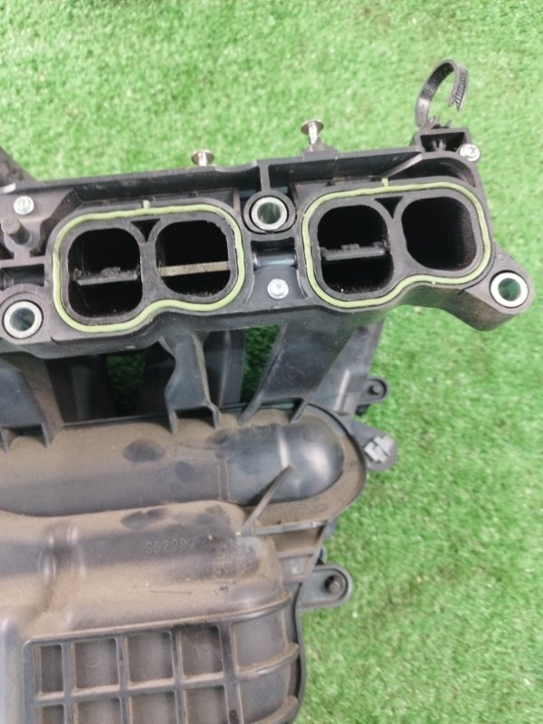 Коллектор впускной Mazda Atenza