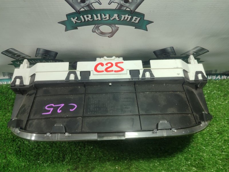 Панель приборов NISSAN Serena с25