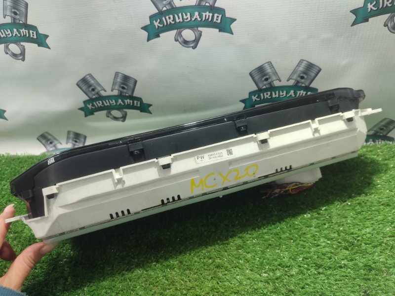 Панель приборов TOYOTA Pronard 2002 MCX20