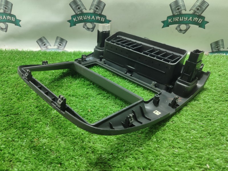 Рамка магнитолы Honda HR-V GH1/GH3