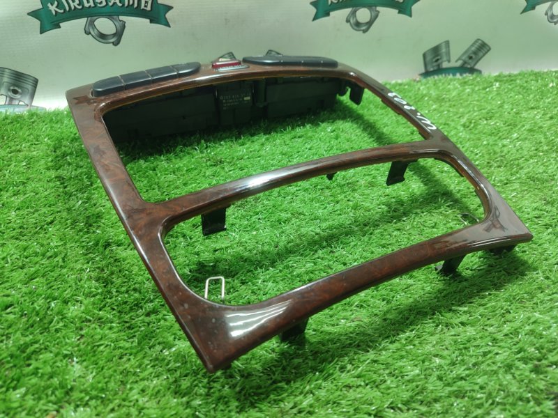 Рамка магнитолы Mercedes-Benz C-Class W203