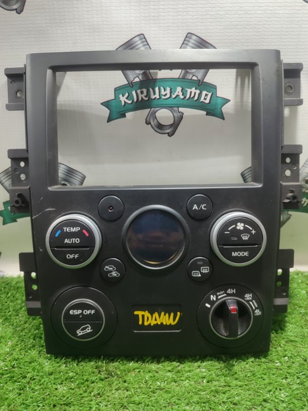 Рамка магнитолы Suzuki Escudo TDA4W